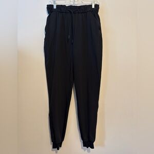 Lululemon On the Fly Jogger Black | Stretch Woven | Size 8